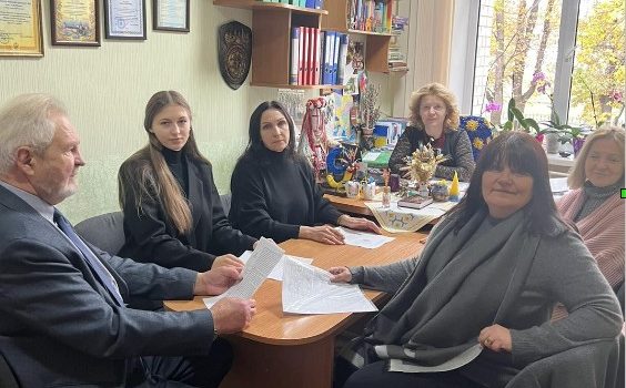 Зустріч робочої групи ОПП «Середня освіта (Музичне мистецтво)» другого (магістерського) рівня вищої освіти з директором Кам`янець-Подільського ліцею №9 ім. А. М. Трояна Осадчук Наталією Вікторівною та фахівцями-практиками в рамках моніторингу Зустріч робочої групи ОПП «Середня освіта (Музичне мистецтво)» другого (магістерського) рівня вищої освіти з директором Кам`янець-Подільського ліцею №9 ім. А. М. Трояна Осадчук Наталією Вікторівною та фахівцями-практиками в рамках моніторингу