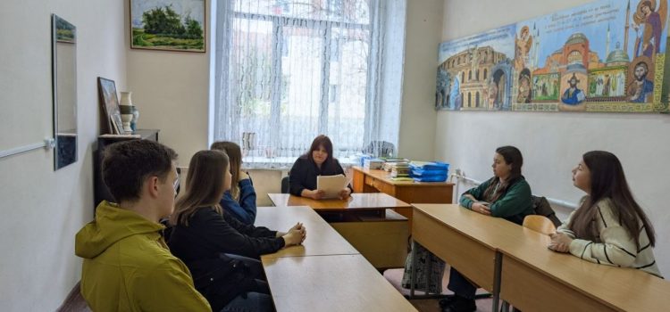 Обговорення результатів опитуваннь